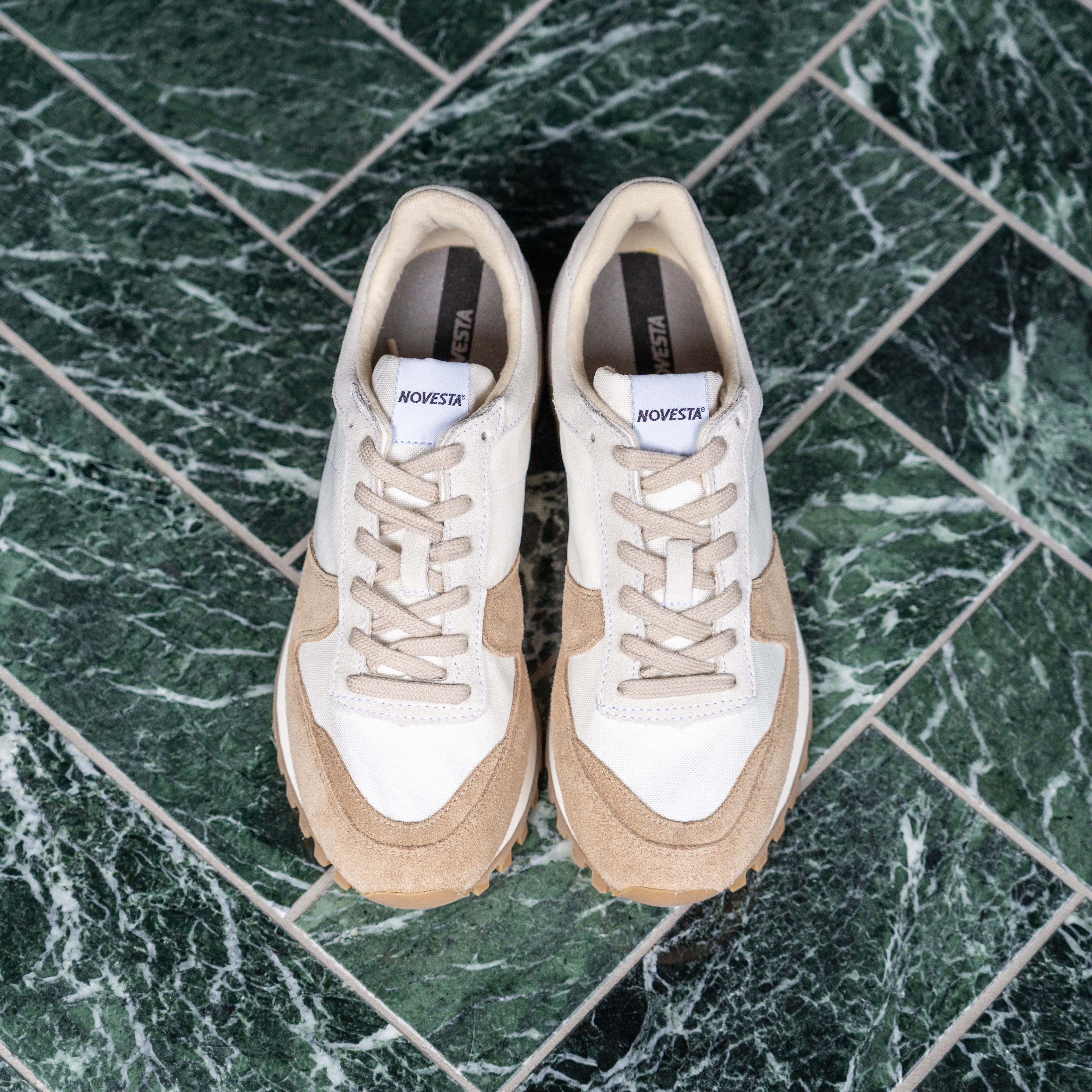 NOVESTA MARATHON TRAIL WHITE/BEIGE – THE CLOAKROOM