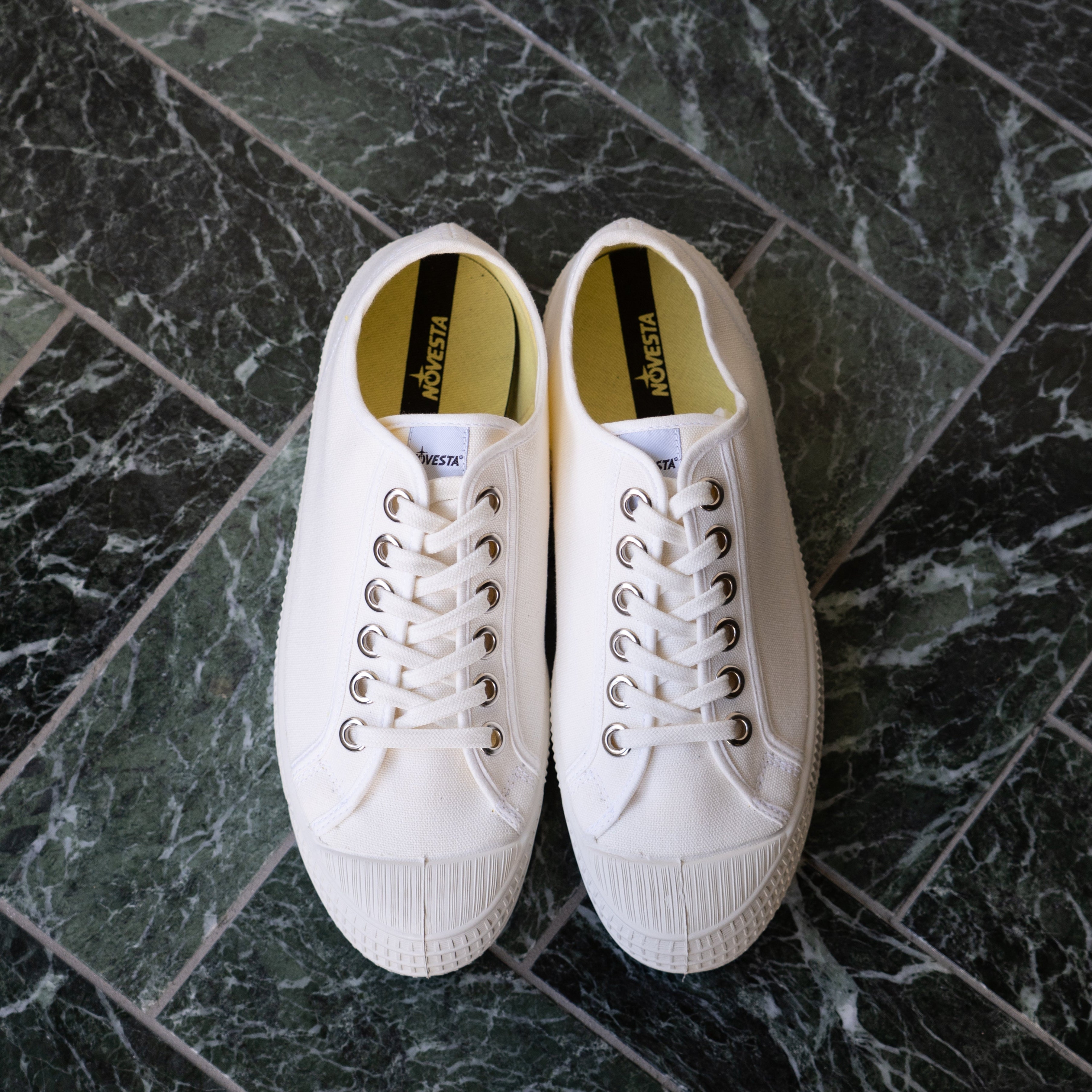 NOVESTA STAR MASTER 10 WHITE – THE CLOAKROOM