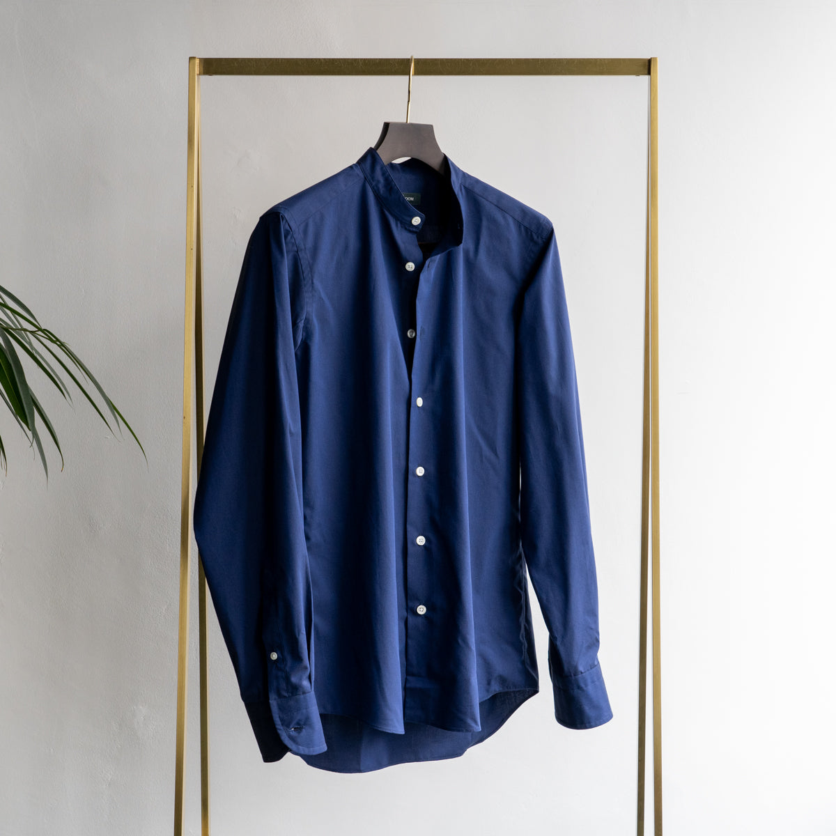 The Cloakroom バンドカラーシャツ / ブルー THE CLOAKROOM