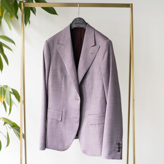 Case Study「Purple Blazer」